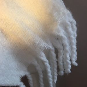 Cashmere scarf